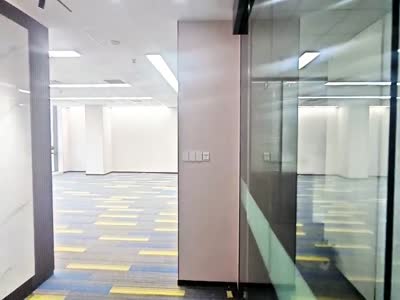 房源雍贵中心定制装修371平米 拎包即可办公实景图